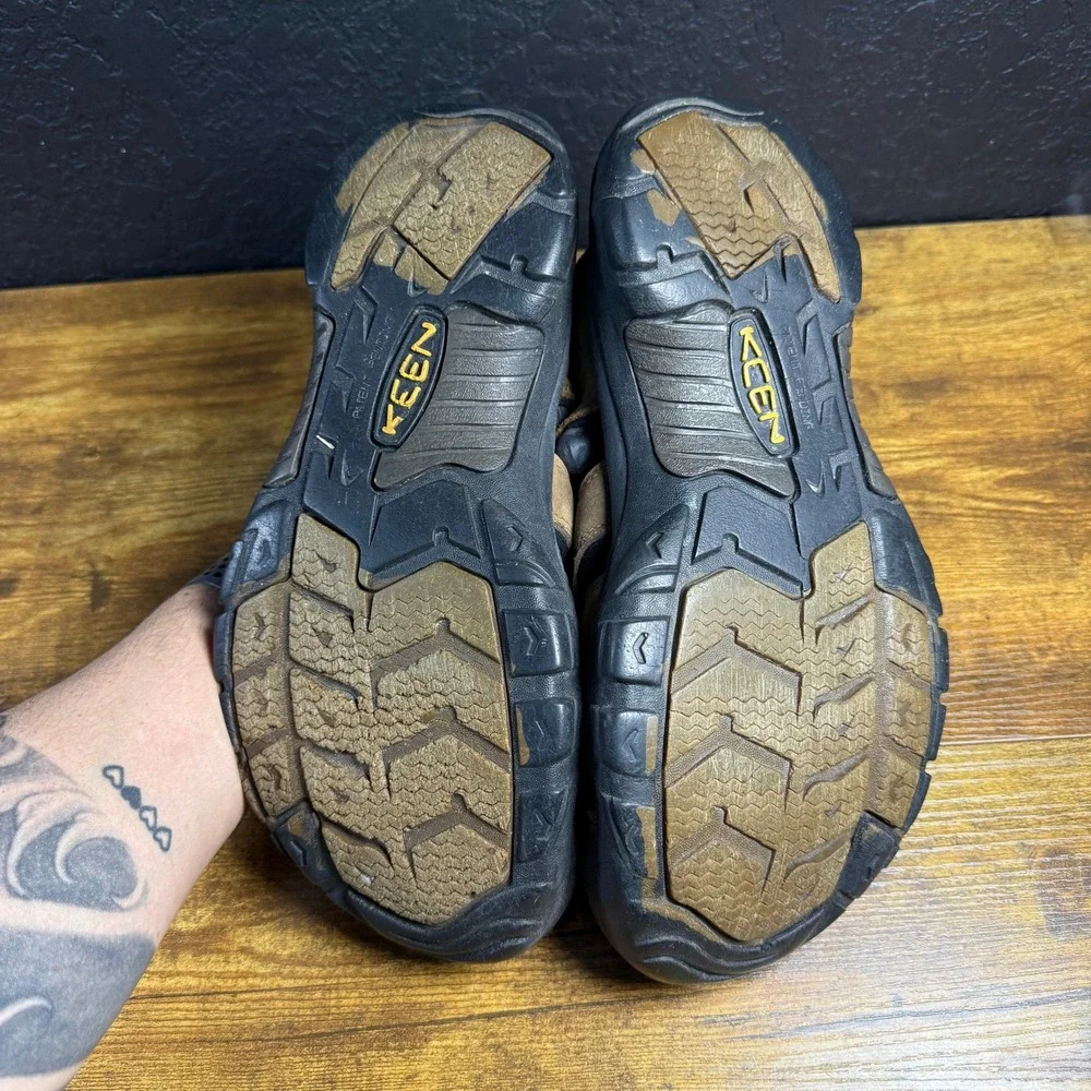 Keen Newport H2 Brown Leather Waterproof Hiking Sandals Mens 11.5